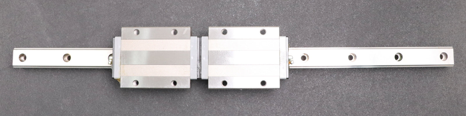 Bild des Artikels NSK-Führungsschiene-mit-2-Führungswagen-SH350756GLC2W01P63-+-2x-LH-LA35-L