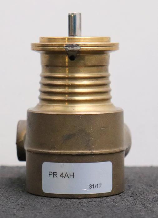 Bild des Artikels NUERT-rotierende-Verdrängerpumpe-Typ-PR-4AH-Messing-Gehäuse-Drehschieberpumpe