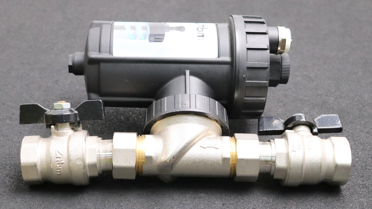 Bild des Artikels RBM-SafeCleaner-2-Art.Nr.-23440-670-mit-2-Kugelventilen-R-1"-unbenutzt-in-OVP