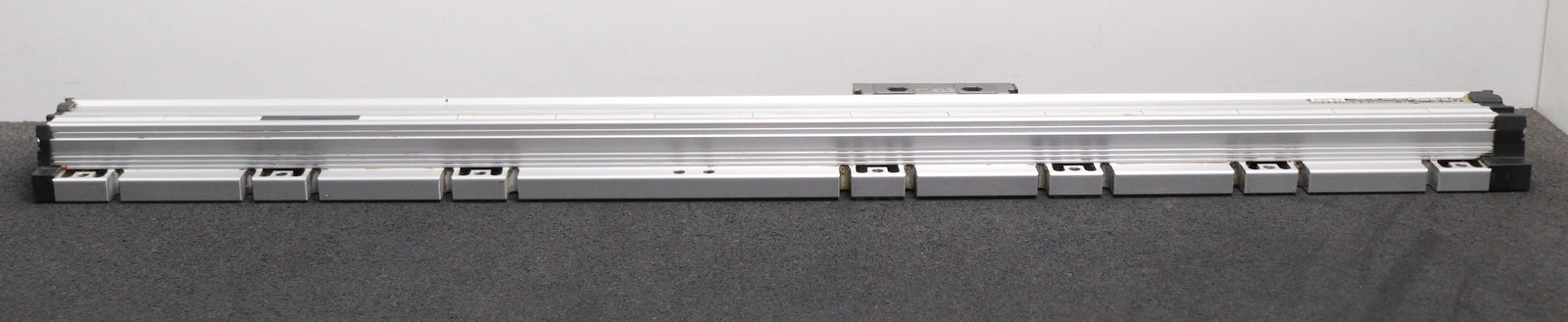 Bild des Artikels HEIDENHAIN-Linearmaßstab-LS-186-Messlänge-640mm-ID.Nr.-336960-17-+-326797-03