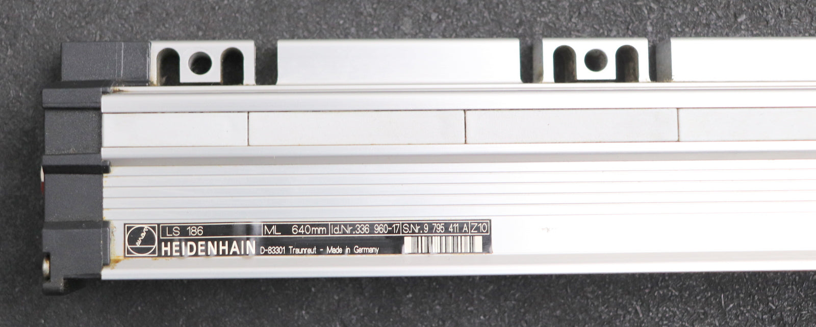 Bild des Artikels HEIDENHAIN-Linearmaßstab-LS-186-Messlänge-640mm-ID.Nr.-336960-17-+-326797-03