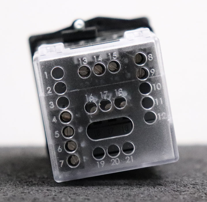 Bild des Artikels METRON-Prozess--und-Temperaturregler-Watlow-96-Typ-96B0-DDAA-00RG-PN-5834-02