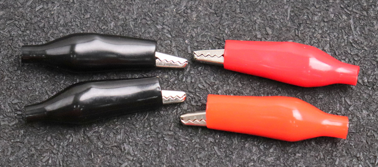 Bild des Artikels 4x6-Batteriehalter-3x-AA-mit-Leitung-und-Krokodilklemmen-unbenutzt-in-OVP