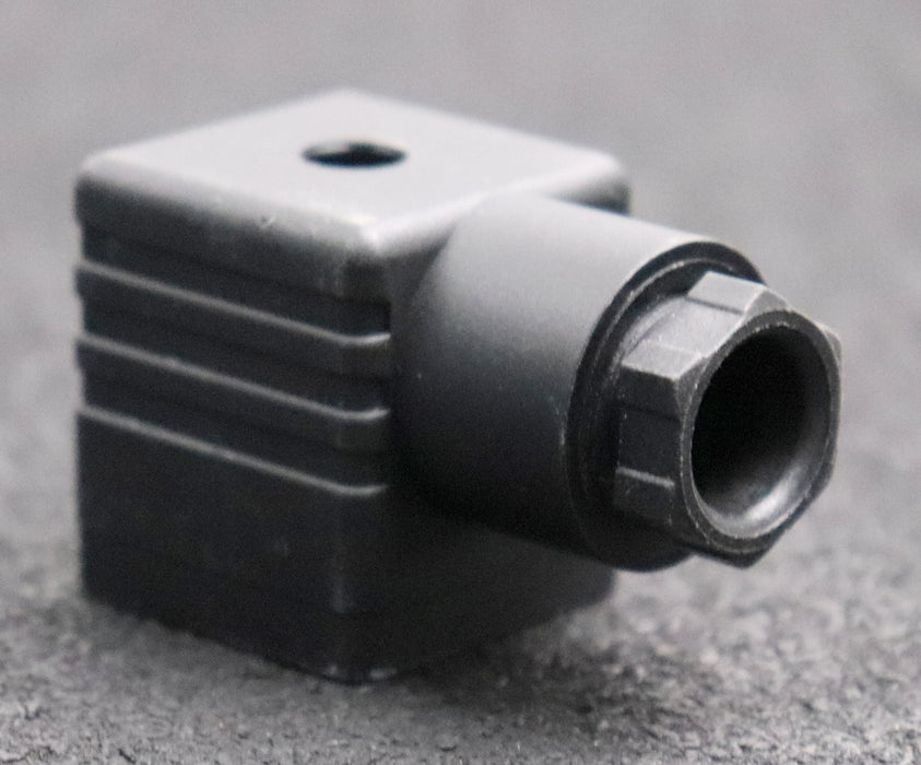 Bild des Artikels CNE-22x-Ventilstecker-Schwarz-Pole:-3-10A-250VAC-unbenutzt-Gewicht-300g