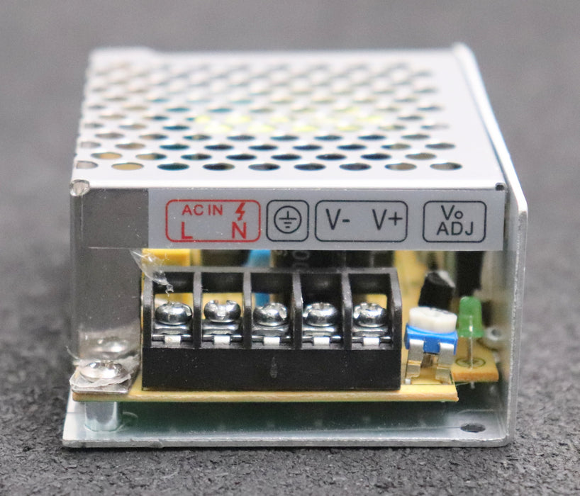 Bild des Artikels YXDY-Netzteil-S-60W-12-12V-5A-unbenutzt-in-OVP
