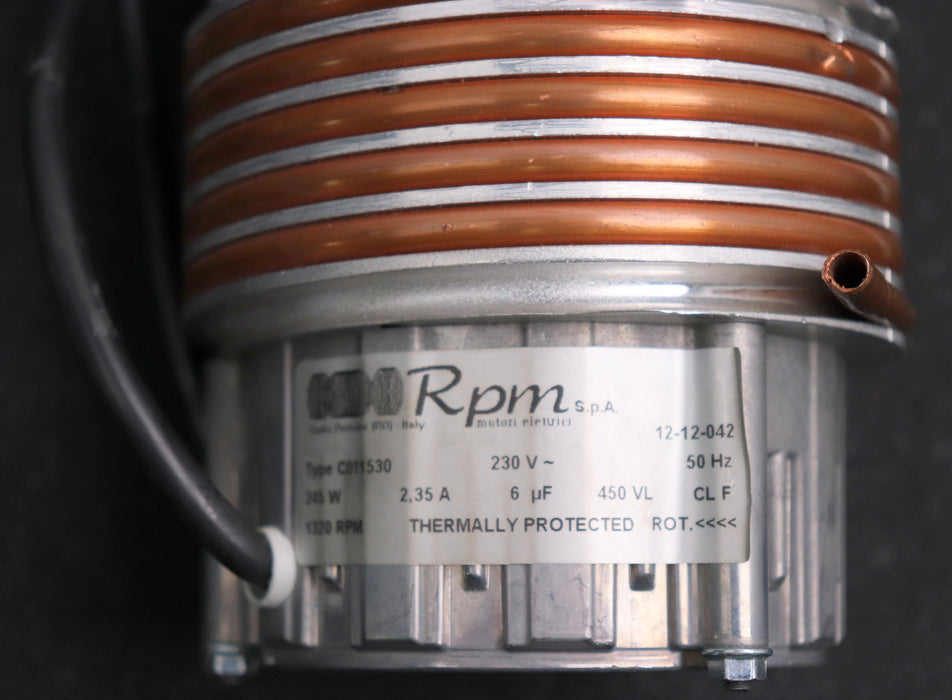 Bild des Artikels RPM-Motor-Type-C011530-230VAC-50Hz-245W-2,35A-6uf-450VL-1325rpm-gebraucht