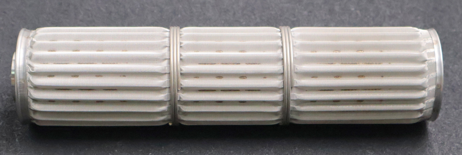 Bild des Artikels Edelstahl-Filtereinsatz-Länge-255mm-Ø-57mm-LochØ-26,6mm-unbenutzt