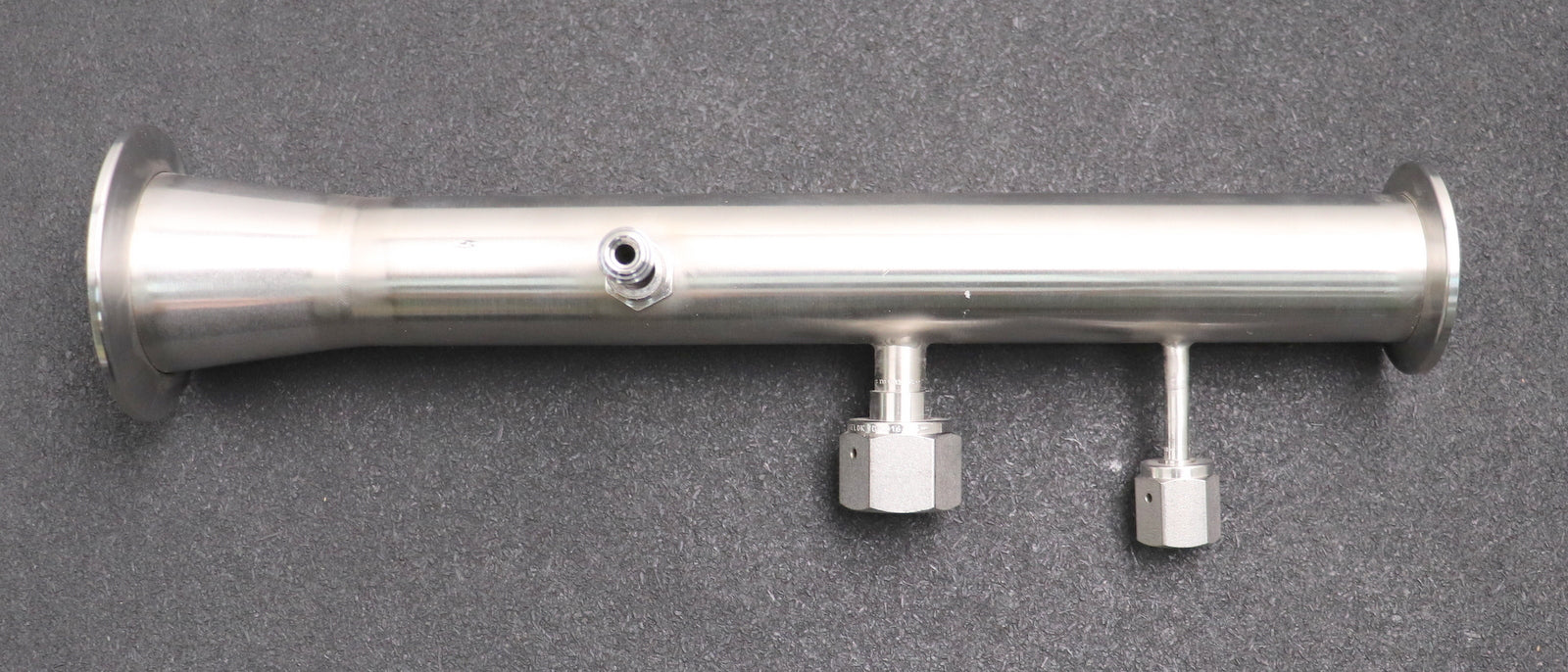 Bild des Artikels Edelstahl-Reduzierrohr-mit-Flanschen-ISO-KF-DN50-auf-DN40-Einbaulänge-E=-325mm