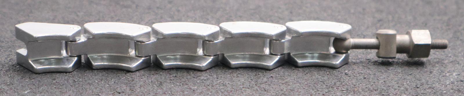 Bild des Artikels Spannkette-DN25-ISO-KF-5-Glieder-Material-Aluminium-Maße-200x18,5x17mm-gebraucht