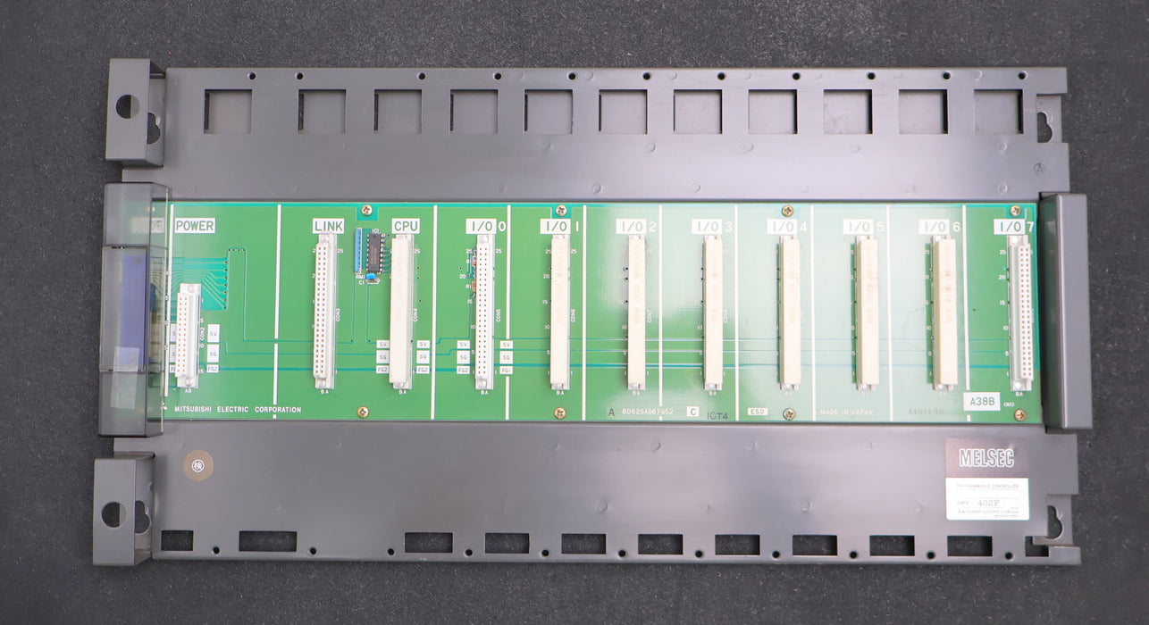 Bild des Artikels MITSUBISHI-MELSEC-Base-Unit-Type-A38B-7-Stäckplätze-gebraucht