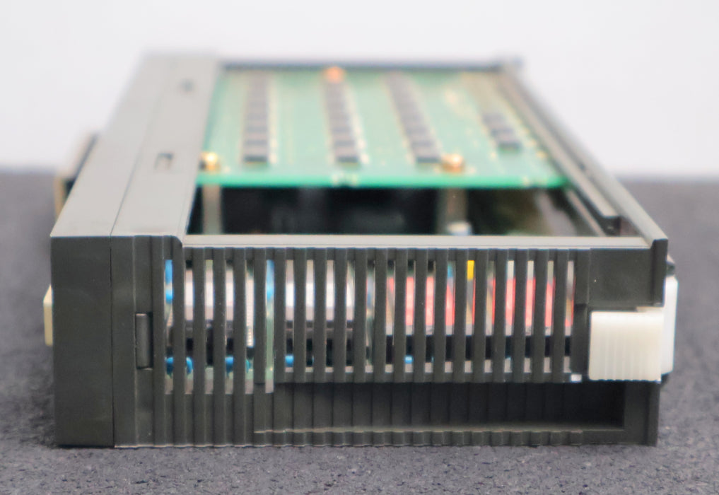 Bild des Artikels MITSUBISHI-MELSEC-Programmierbare-Steuerung-Type-AJ71PT32-S3-gebraucht