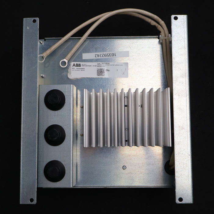 Bild des Artikels ABB-Attenuator-Type-NRCB-010006-Code-64019236-400-690V-Rev.-F-gebraucht