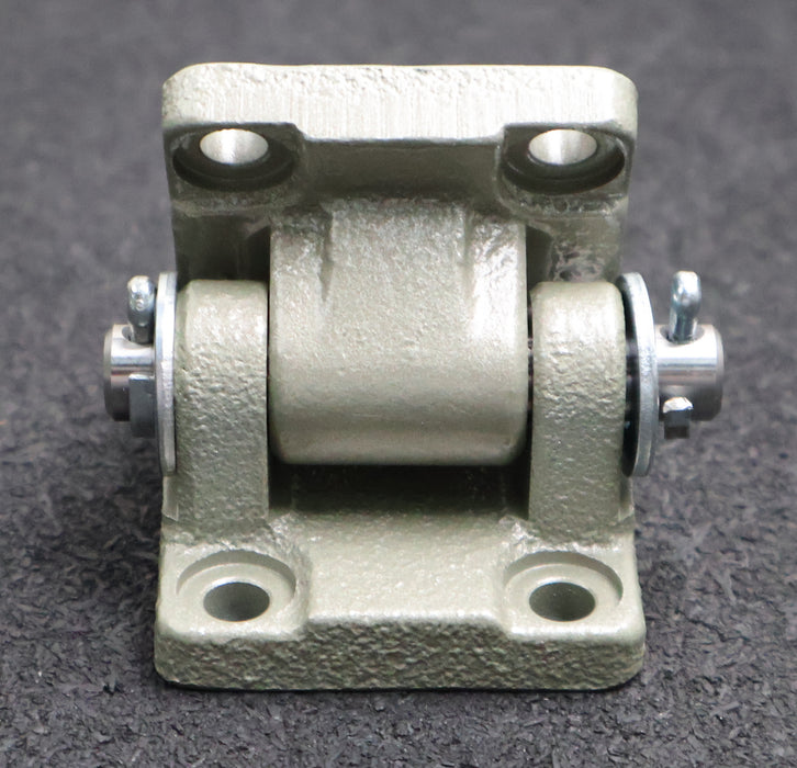 Bild des Artikels Schwenkbefestigung-für-Pneumatikzylinder-InnenØ-30mm-Flanschmaße-47x47mm