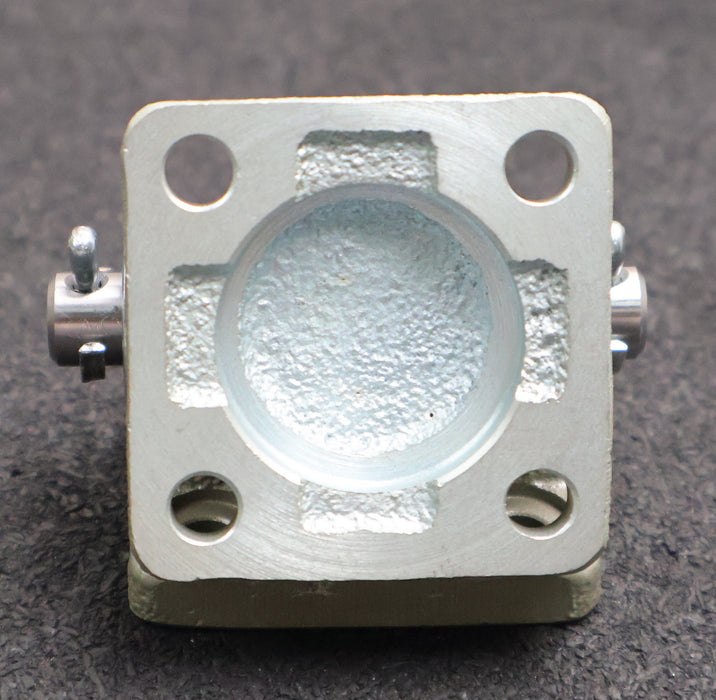 Bild des Artikels Schwenkbefestigung-für-Pneumatikzylinder-InnenØ-30mm-Flanschmaße-47x47mm