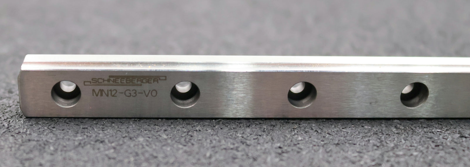 Bild des Artikels SCHNEEBERGER-2x-Lineare-Führungsschiene-12/220mm-Länge-220mm-unbenutzt