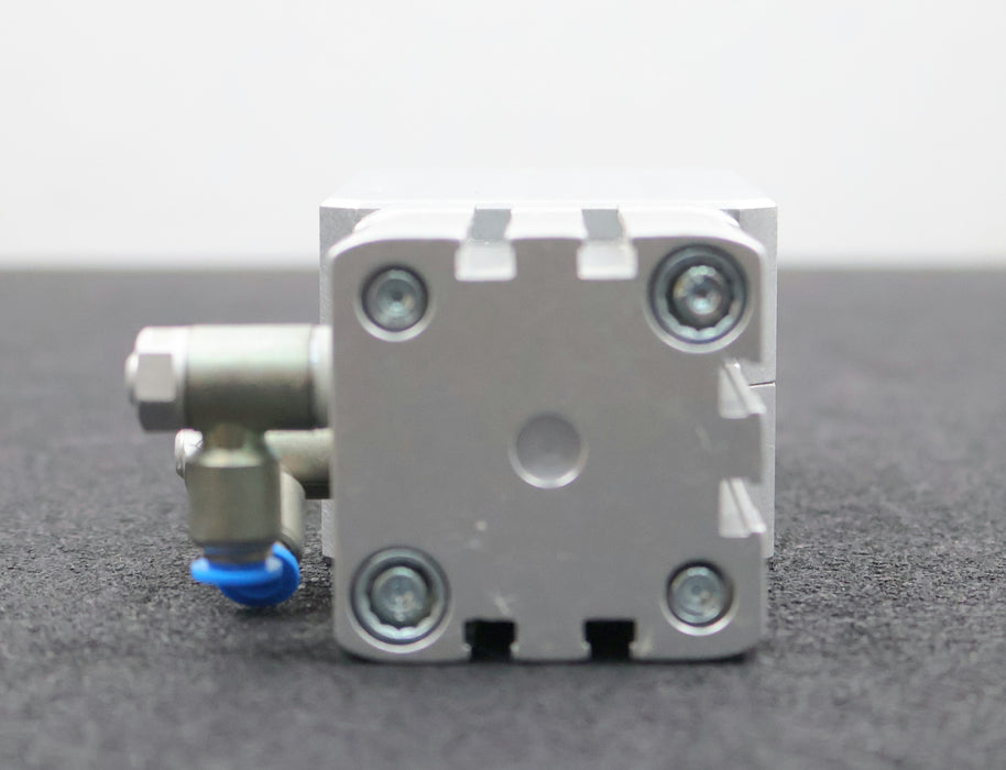 Bild des Artikels NOTUM-INGENIEURE-Unterzugspanner-SEV_AU375_33x_030_19_000_4_ZSB-mit-FESTO