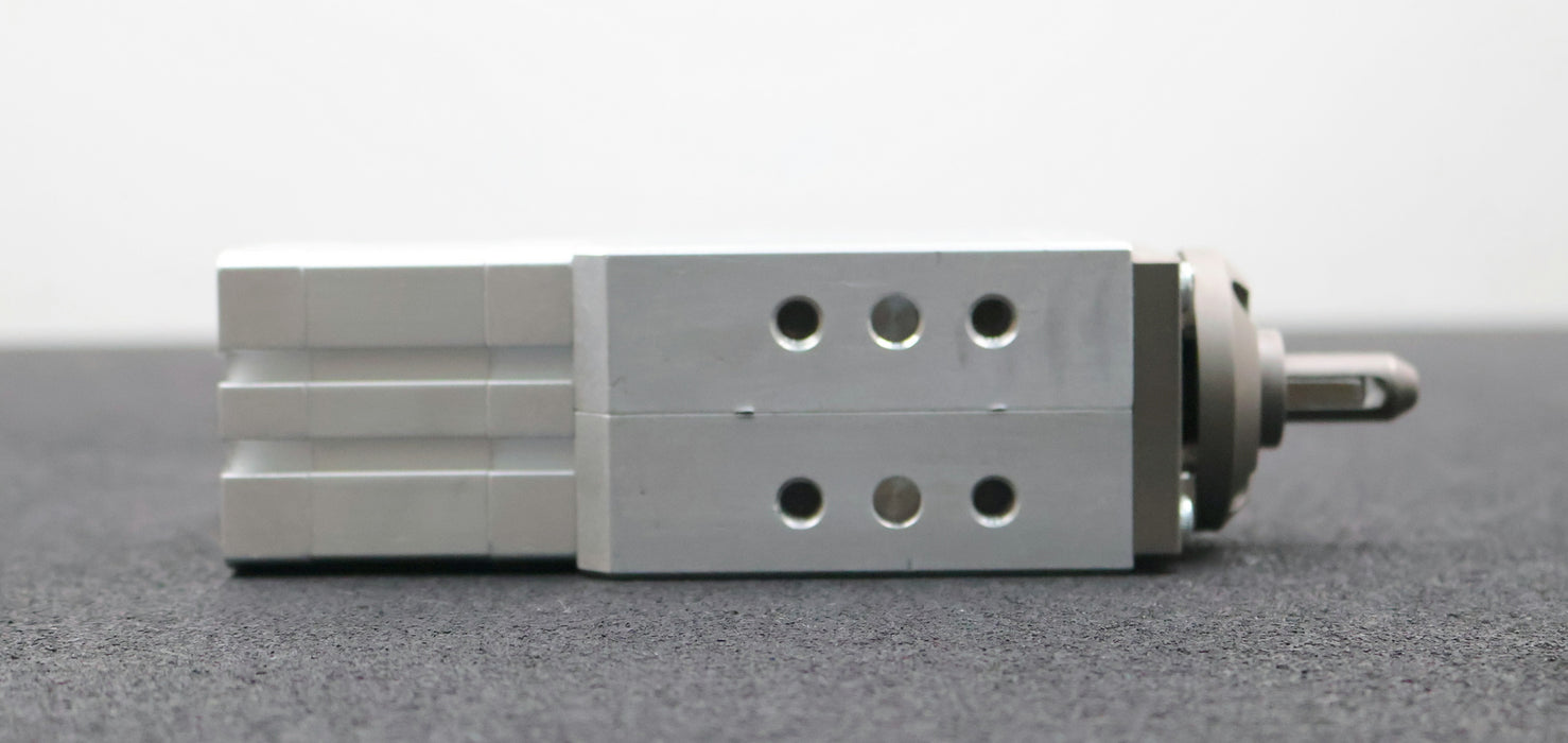 Bild des Artikels NOTUM-INGENIEURE-Unterzugspanner-SEV_AU375_33x_030_19_000_4_ZSB-mit-FESTO