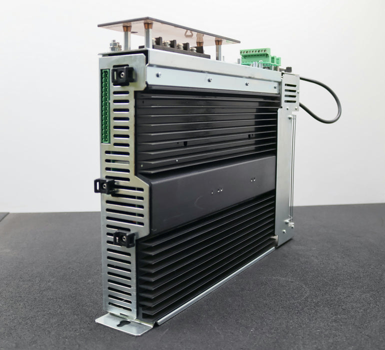 Bild des Artikels INDRAMAT-AC-Servocontroller-TDM-3.3-030-300-W1-mit-Hilfslüfter-LE5-220-gebraucht