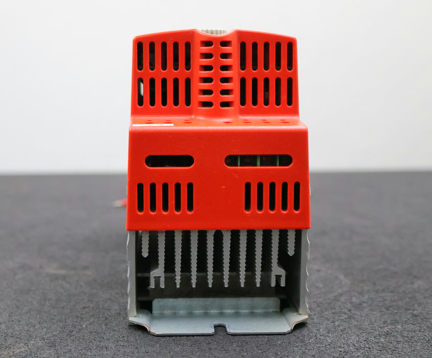 Bild des Artikels SEW-MOVITRAC-Frequenzumrichter-Typ-MC07A005-5A3-4-00-IN:-3x-380…500V