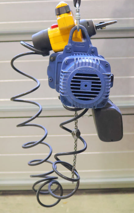 Bild des Artikels DEMAG-Elektrokettenzug-Typ-DKM-2-125-K-V3-F6-Tragfähigkeit-125kg-Hakenweg-2,8m