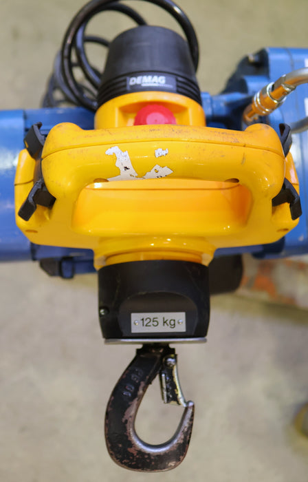 Bild des Artikels DEMAG-Elektrokettenzug-Typ-DKM-2-125-K-V3-F6-Tragfähigkeit-125kg-Hakenweg-2,8m