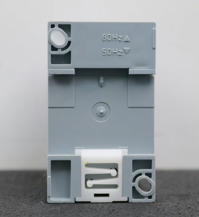 Bild des Artikels SCHLEICHER-Zeitrelais-Typ-SZT72-S-Nr.-05700238-24VAC/-DC-50-60Hz-0,15-400s