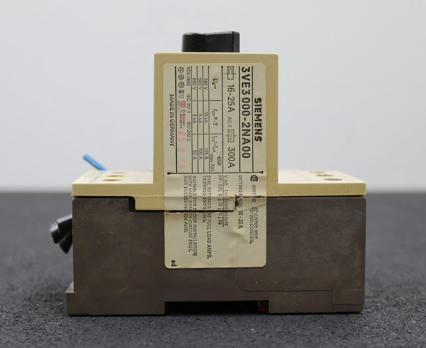 Bild des Artikels SIEMENS-Leistungsschalter-3VE3000-2NA00-16-25A-gebraucht