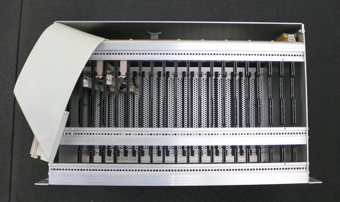 Bild des Artikels GROSSENBACHER-/-REISHAUER-Einschub--Rack-ohne-Platinen-RG500-005181.02