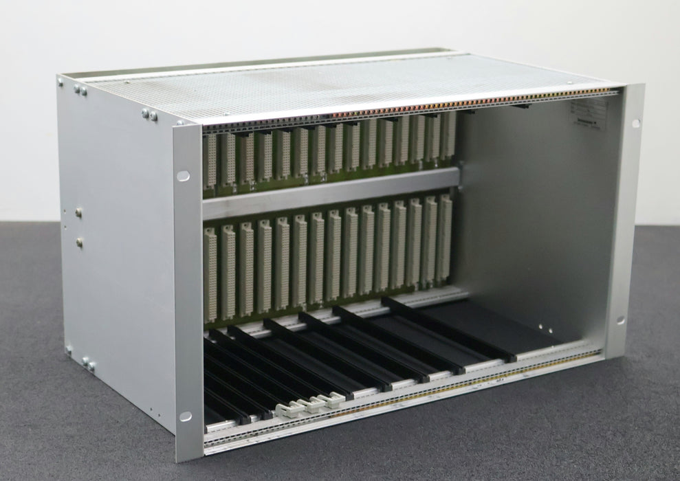 Bild des Artikels GROSSENBACHER-/-REISHAUER-Einschub--Rack-ohne-Platinen-RG500-005181.01