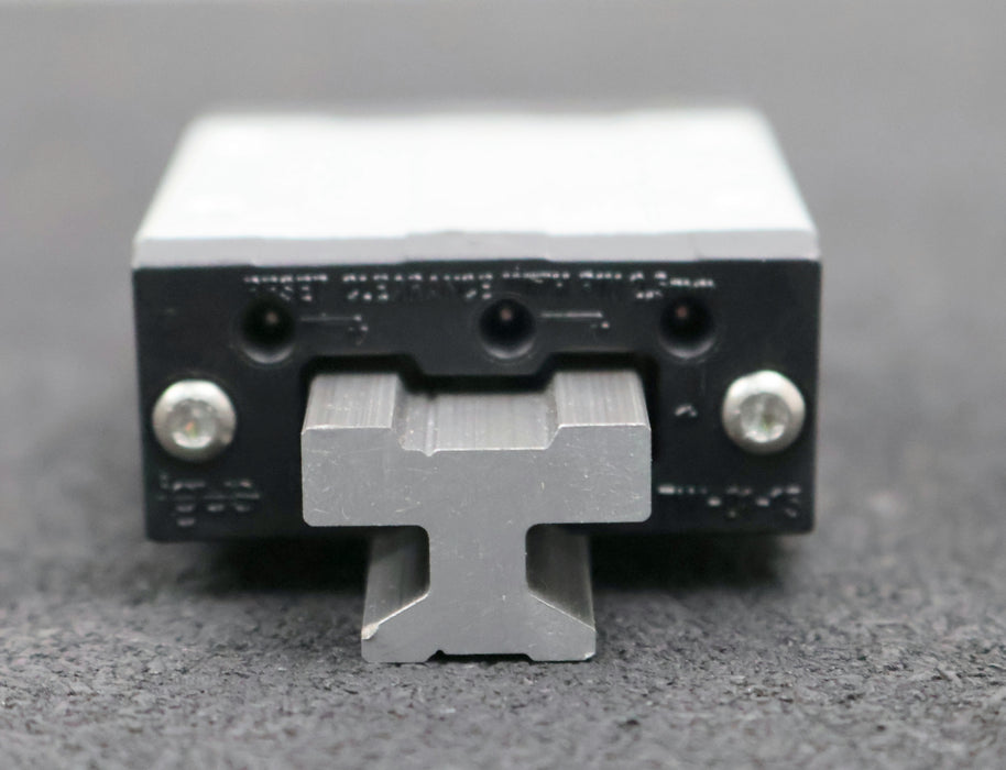 Bild des Artikels IGUS-Schlitten-für-Linearführung-für-34mm-Schienen-DryLin-T-TW-01-15