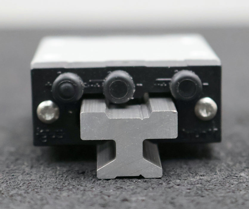 Bild des Artikels IGUS-Schlitten-für-Linearführung-für-34mm-Schienen-DryLin-T-TW-01-15