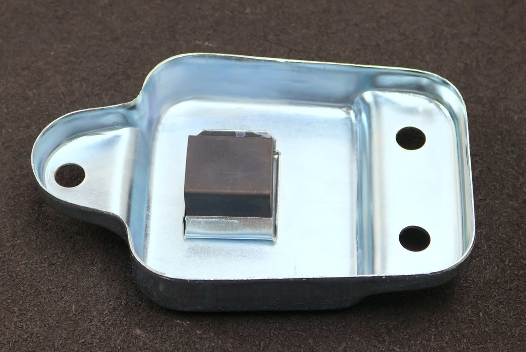 Bild des Artikels DEMAG-Kappe-mit-Puffer-Teil-Nr.-7-für-KBK-II-L-unbenutzt-in-OVP