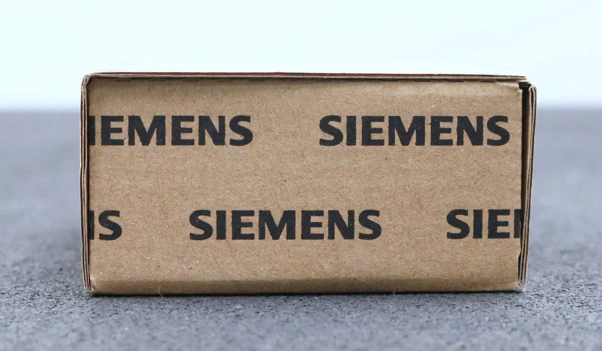 Bild des Artikels SIEMENS-FI/LS-Schalter-5SU1356-7KK16-V16-Type-A-I=-30mA-230VAC-Sealed!