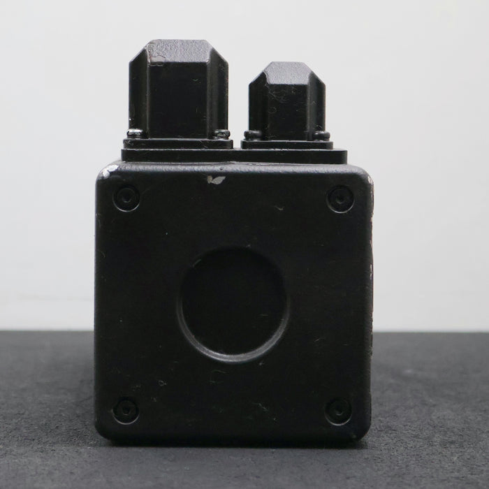 Bild des Artikels BOSCH-Bürstenloser-Servomotor-permanenterregt-Typ:-SE-B3.033.030-04.000-3,3Nm