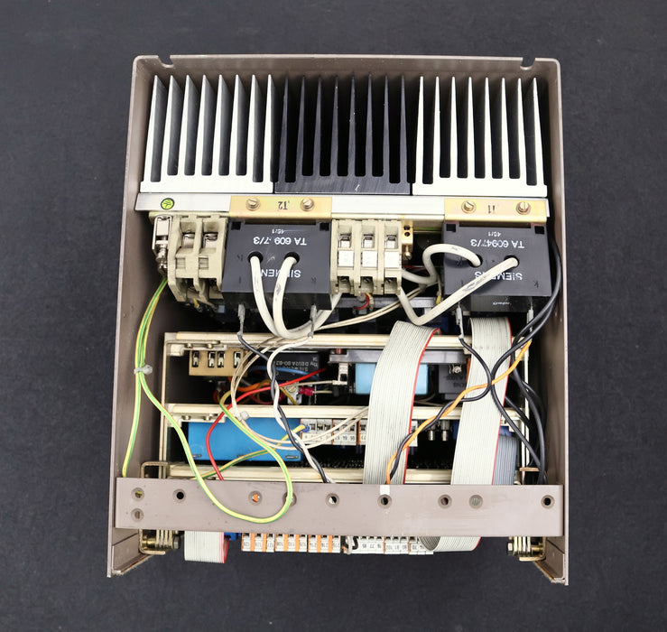 Bild des Artikels SIEMENS-SIMOREG-Kompaktgerät-6RA2628-6DV57-1A-0380/90-Mreq-GcG6V57-2A-geprüft!