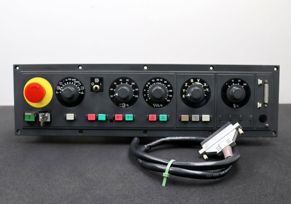 Bild des Artikels SIEMENS-SINUMERIK-800M-MA.-Tafel-mit-4-Achsmodul-6FC3986-3EU20-24VDC-gebraucht