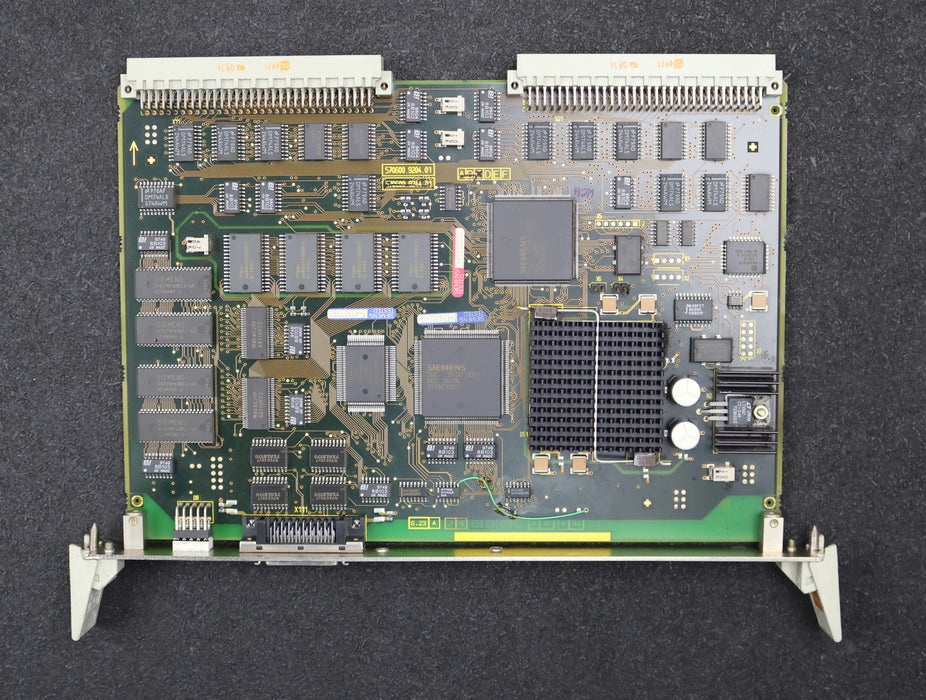 Bild des Artikels SIEMENS-SINUMERIK-Platine-6FC5110-0BB04-0AA1-Version-D-gebraucht
