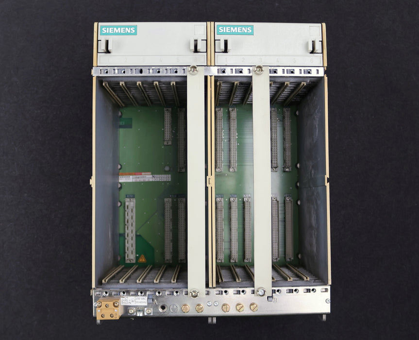 Bild des Artikels SIEMENS-SINUMERIK-840C-BGR-Träger-für-12-Platinen-Einzeiler-6FC5101-0AA01-0AA0