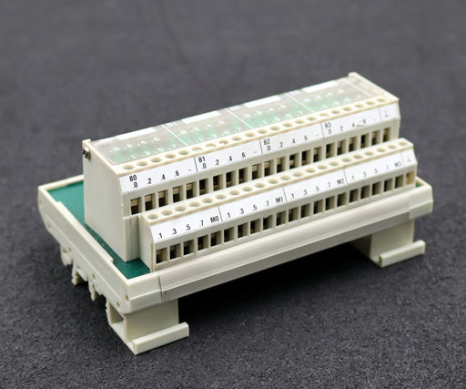 Bild des Artikels SIEMENS-SINUMERIK-Klemmleistenumsetzer-6FC9302-2BD-01-gebraucht