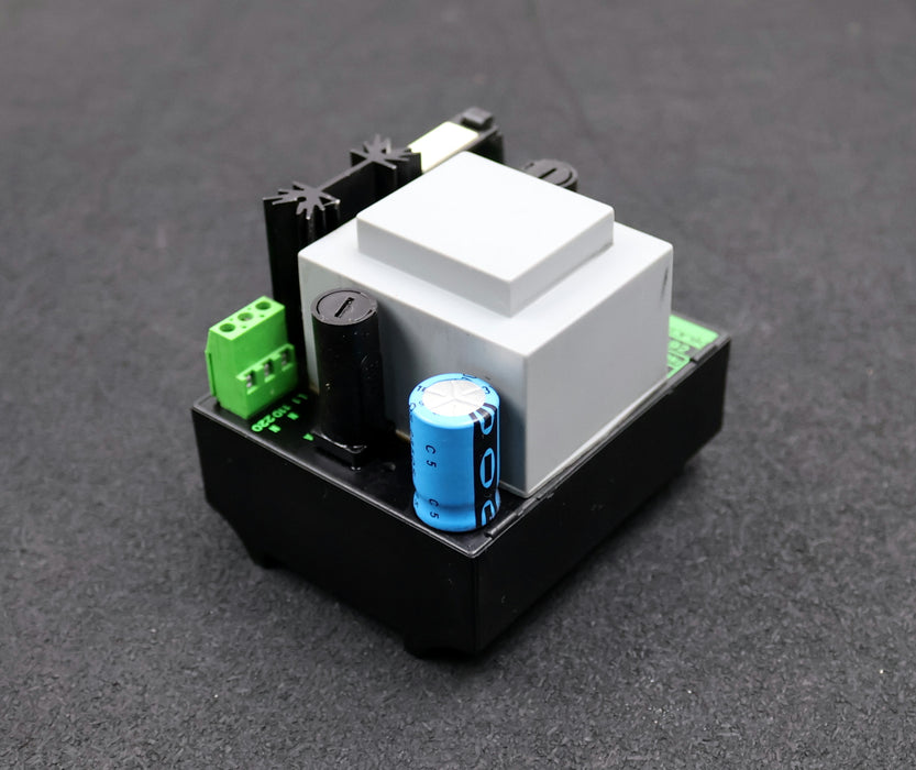 Bild des Artikels MURR-ELEKTRONIK-Klein-Netzgerät-TSKL-85292-110/220VAC-50/60Hz-24VDC-0,25A