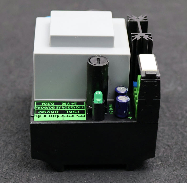 Bild des Artikels MURR-ELEKTRONIK-Klein-Netzgerät-TSKL-85292-110/220VAC-50/60Hz-24VDC-0,25A