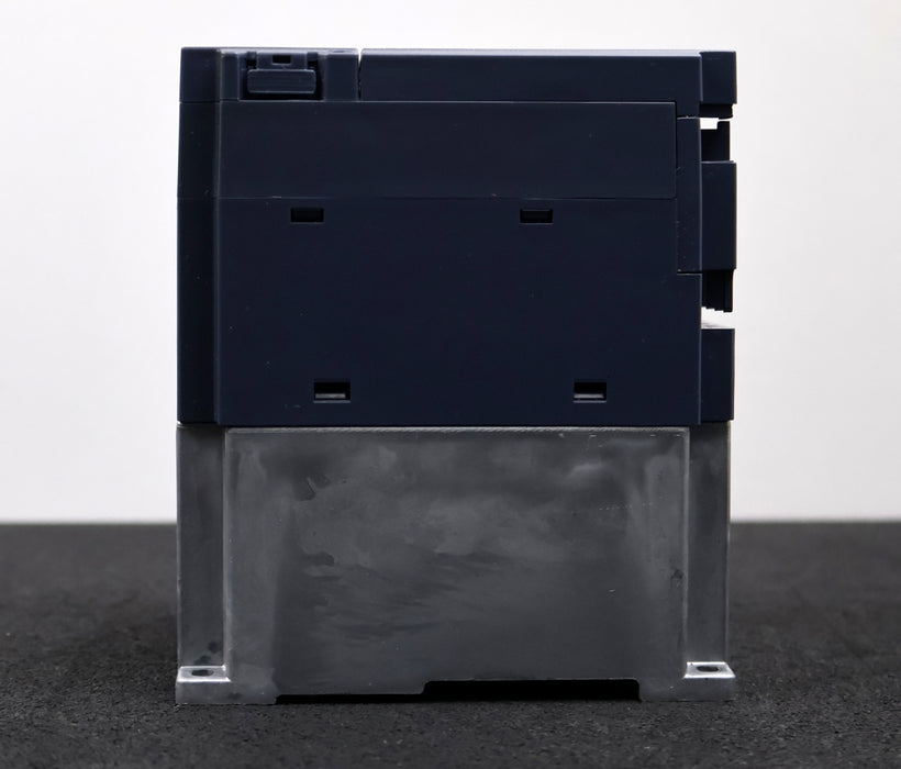 Bild des Artikels FUJI-ELECTRONIC-Umrichter-Type-FRN1.5E1S-4E-1,5kW-380-480V-0,1-400Hz-3,7A-IP20