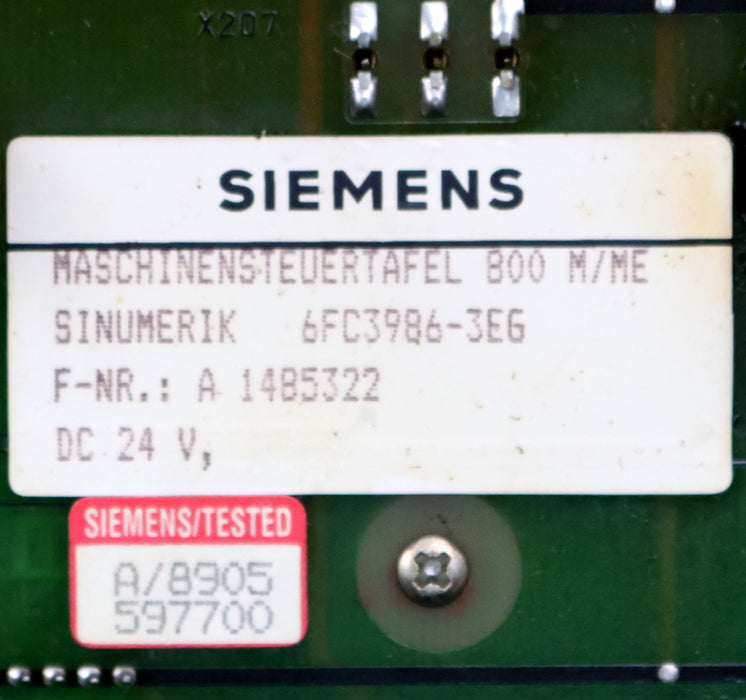 Bild des Artikels SIEMENS-SINUMERIK-Maschienensteuertafel-800-M/ME-6FC3986-3EG-mit-2-Schlüssel