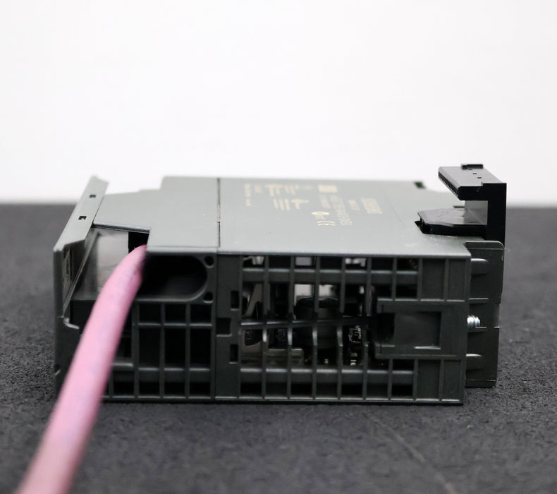 Bild des Artikels SIEMENS-SIMATIC-S7-ET-200M-6ES7153-1AA03-0XB0-E-Stand-13-gebraucht