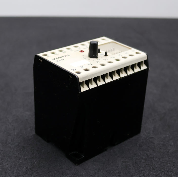 Bild des Artikels SIEMENS-Sicherheitsrelais-3UN9102-220V-/-110V-50/60Hz-gebraucht