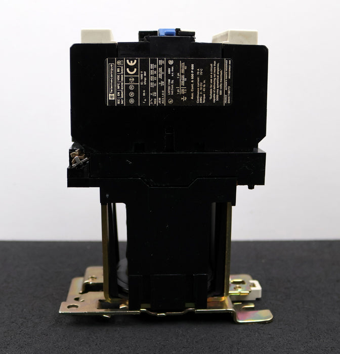 Bild des Artikels TELEMECANIQUE-Leistungsschütz-Typ:-LP1-D5011-1000V-80A-8kV-Spulenspannung-24VDC