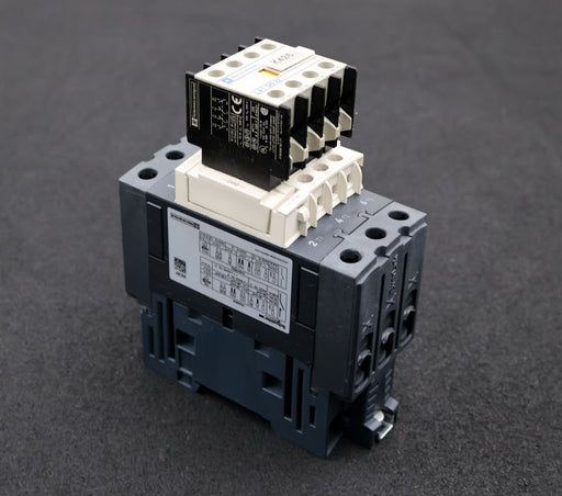 Bild des Artikels SCHNEIDER-ELECTRIC-Leistungsschütz-LC1D50A-80A-690V-6kV-Spulenspannung-24V