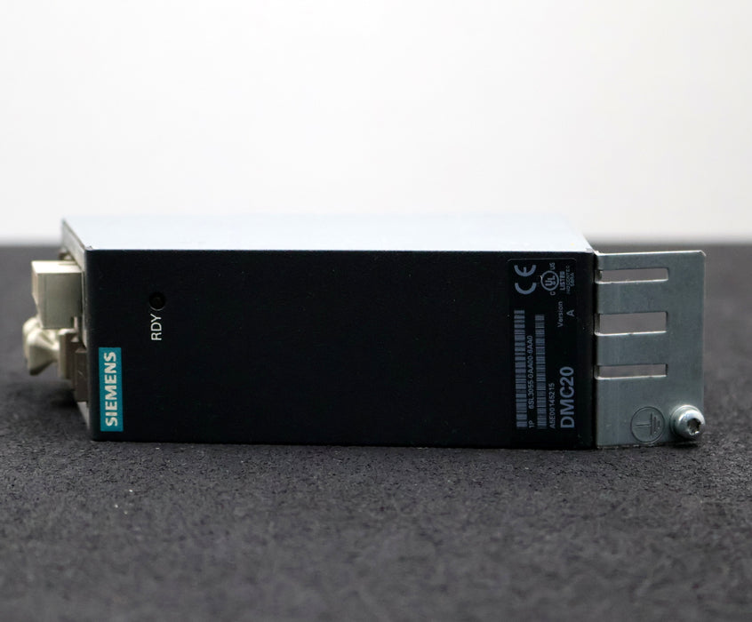 Bild des Artikels SIEMENS-SINAMICS-DRIVE-CLiQ-Hub-DMC20-6SL3055-0AA00-6AA0-Version-A-gebraucht