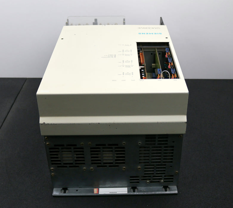 Bild des Artikels SIEMENS-Transistorpulsumrichter-6SC6101-3A-Z-mit-3x-6SC6120-0FE00