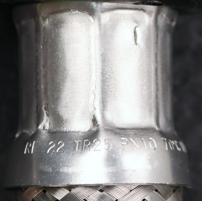 Bild des Artikels Panzerschlauch-Länge-750mm-Überwurfmutter-am-Bogen-1''-PN10-RF22-TR25-unbenutzt
